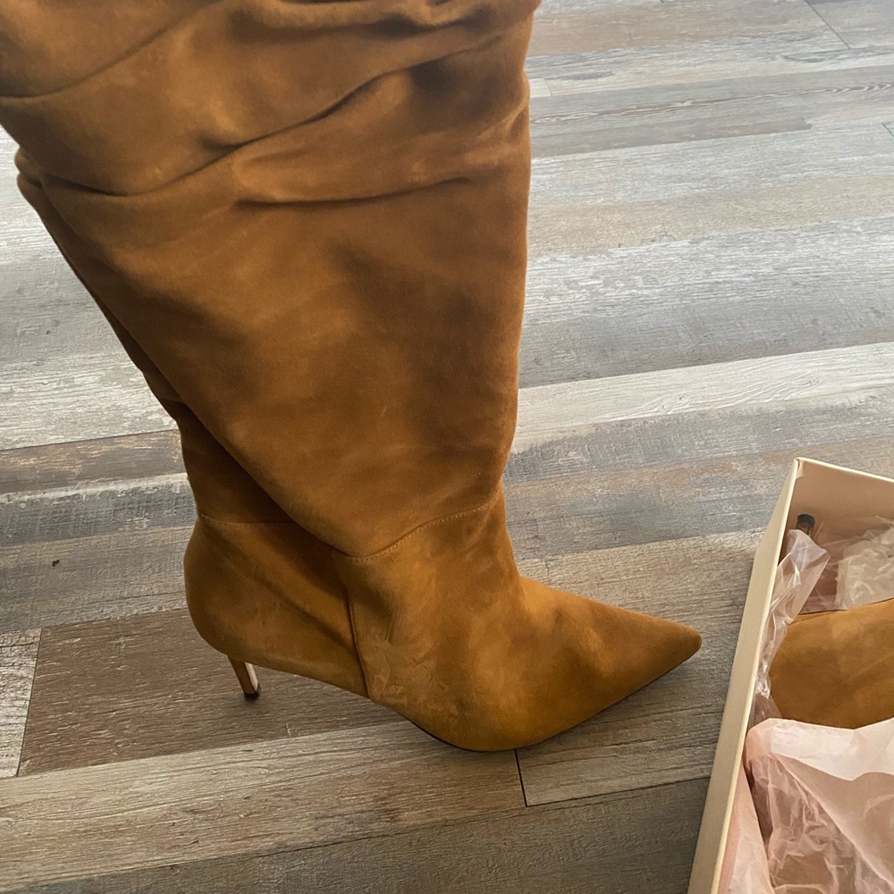 41.5 / Walnut / Suede Alexandre Birman suede boots